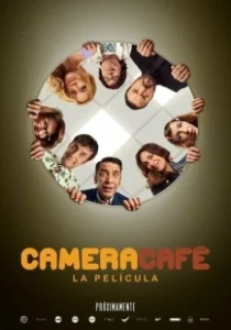 Постер Перерыв на кофе (Camera Café, la película)