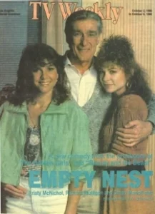 Постер Пустое гнездо (Empty Nest)